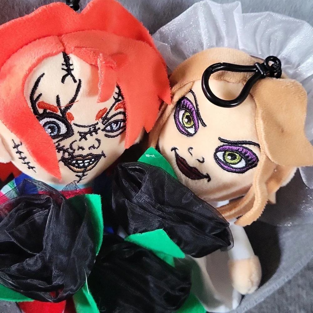 Childs Play Chucky And Tiffany Plush Bouquet